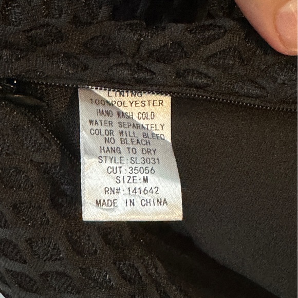 NWT.  She & Sky black crop top. - Picture 9 of 12